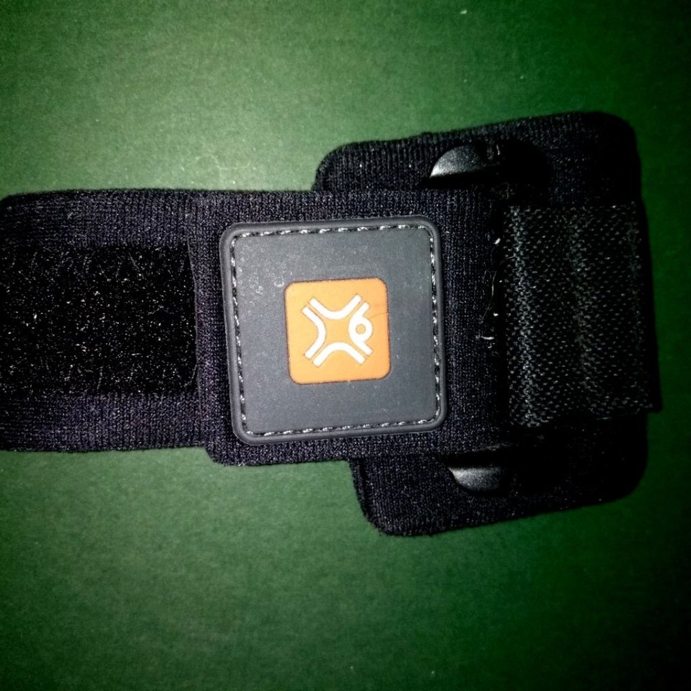 New Sports Arm-bend Cell Phone Holder